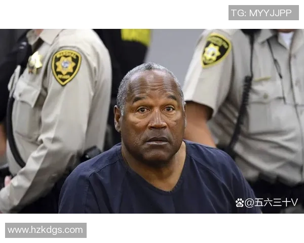 篮球明星与橄榄球明星的荣耀与挑战谁能在体育界称王称霸